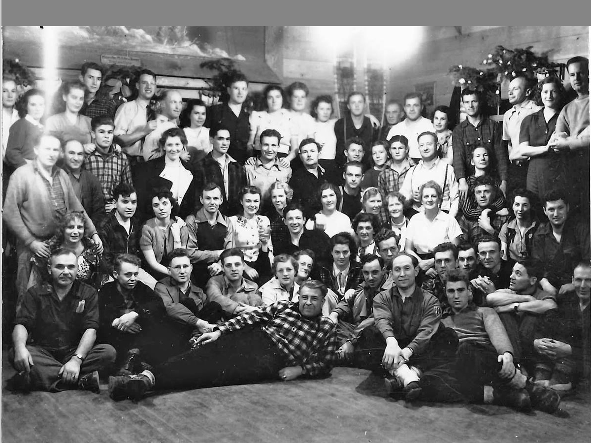 New Year's Eve at the Sierra Haus in 1939. The Sierra Haus was built in 1931 and burnt down in 1943.